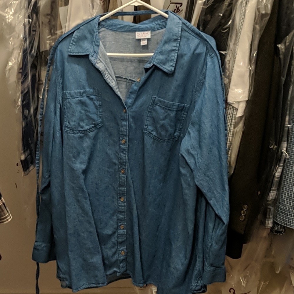 Maternity shirt